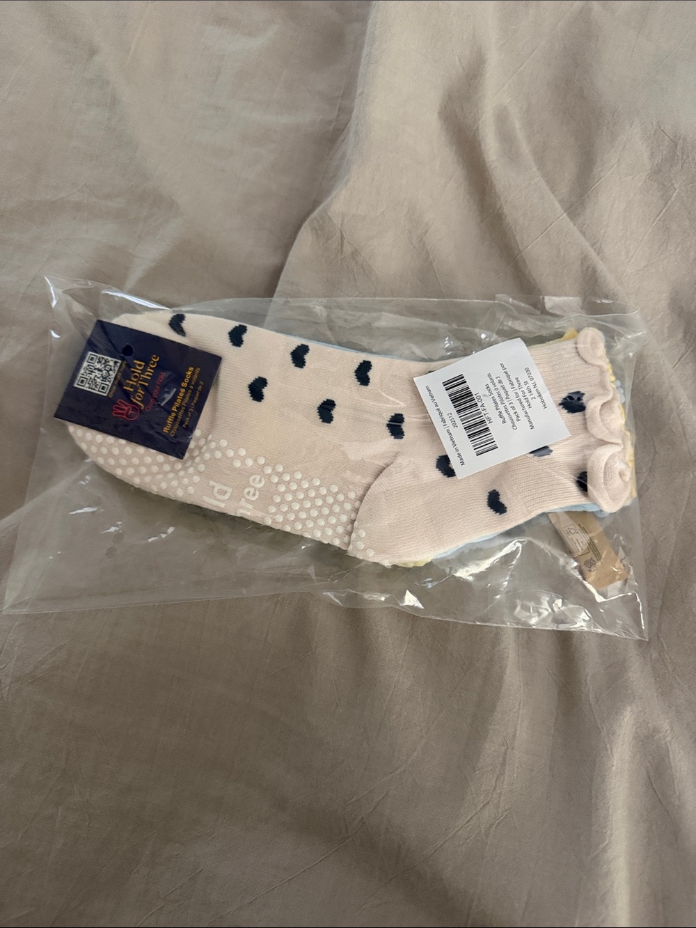 NWT ruffle Pilates socks